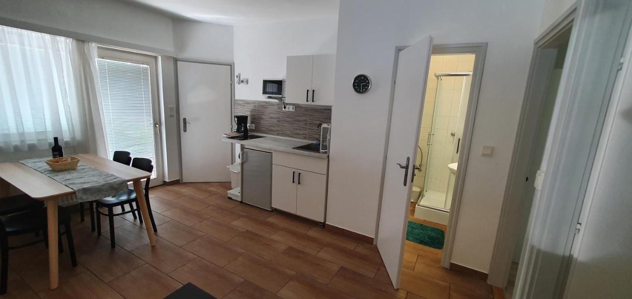 Forrest Apartman Gyenesdias Exterior photo