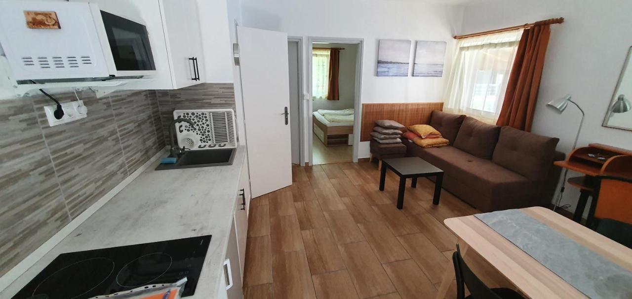 Forrest Apartman Gyenesdias Exterior photo